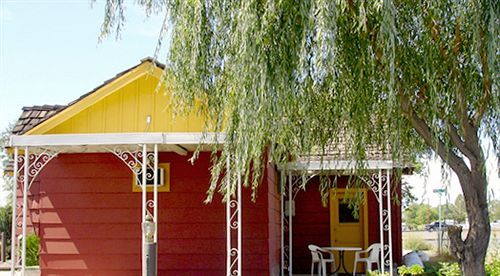 Modoc Inn アルトゥラス エクステリア 写真